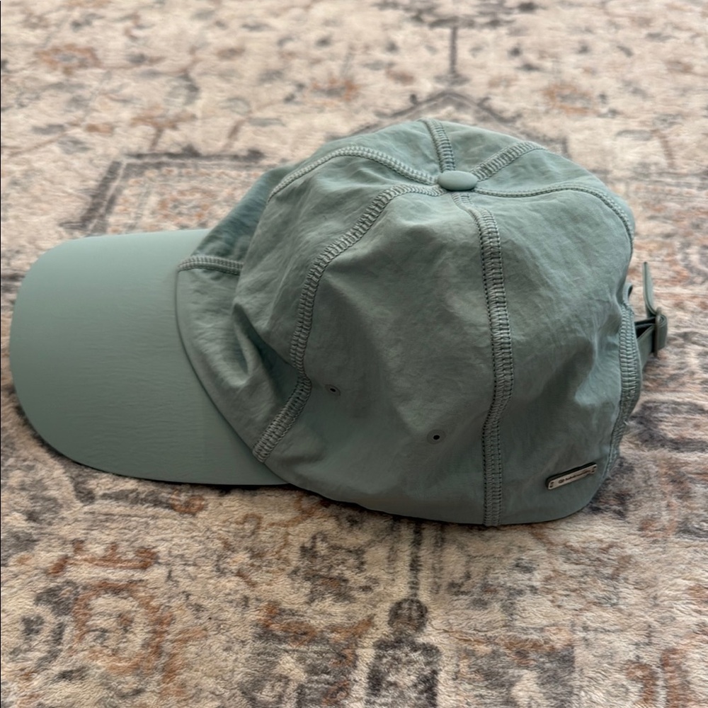 Lululemon running hat